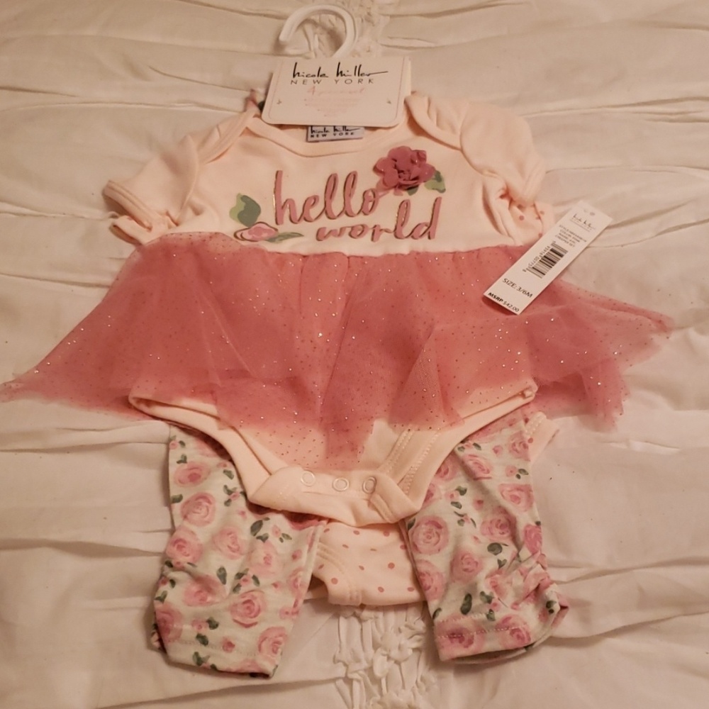Nicole Hiller Four Piece Baby Outfit Set.